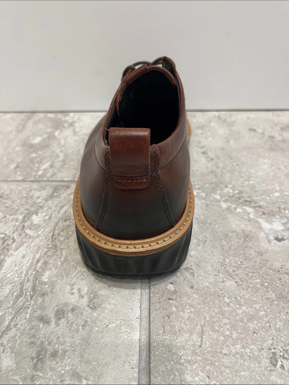 Ecco Men's Brown Leather Derby Shoes with Tan Welt
